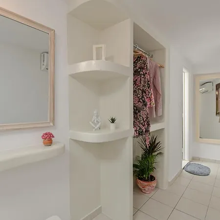 Geolenas - Naxian Old Agora