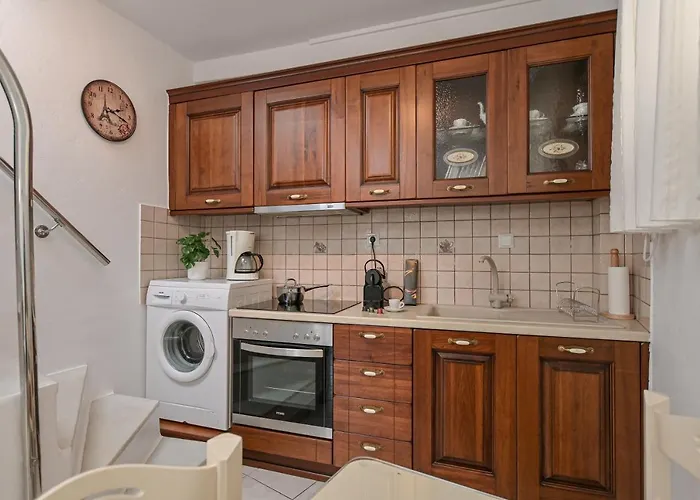 Geolenas - Naxian Old Agora Naxos City