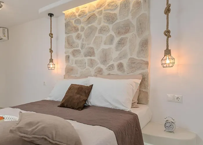 Geolenas - Naxian Old Agora Naxos City