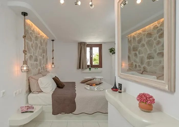 Geolenas - Naxian Old Agora *